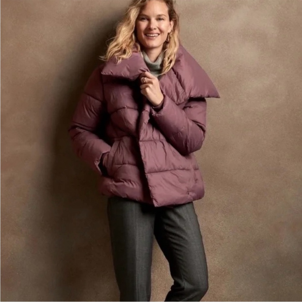 Banana Republic Short Duvet Puffer Coat in Dried Berry Mauve Winter Size Medium